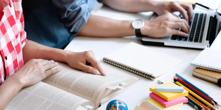 Jóvenes estudiantes