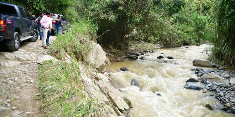 Las autoridades mantienen vigilancia especial en las fuentes hídrícas.