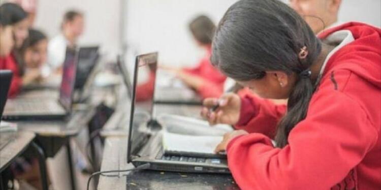 en las instituciones educativas públicas del departamento ya se han matriculado más de 145 mil estudiantes