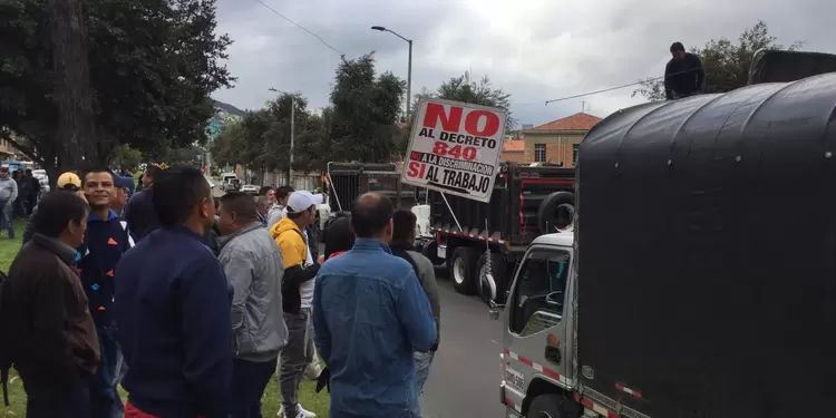 Protesta de camioneros Protesta de camioneros