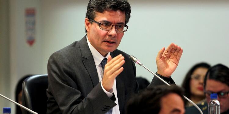 Alejandro Gaviria Alejandro Gaviria