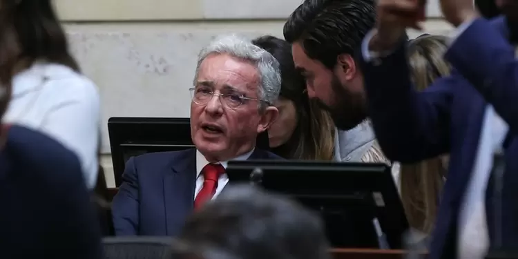 Álvaro Uribe en el Congreso de la República