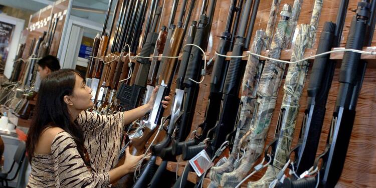 El coronavirus disparó la venta de armas en EE.UU., una nueva preocupación para el mundo.