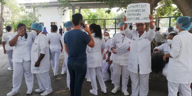 Protesta médicos en Cartagena