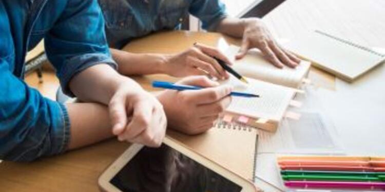 Tareas en casa. Imagen referencial