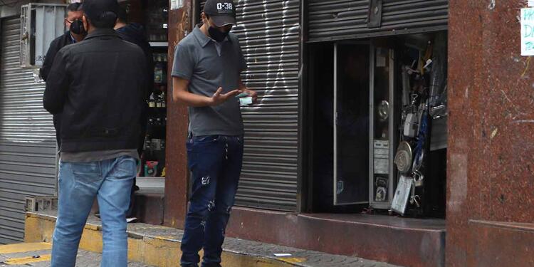 Violación de cuarentena en Bogotá en comercio / coronavirus en Colombia