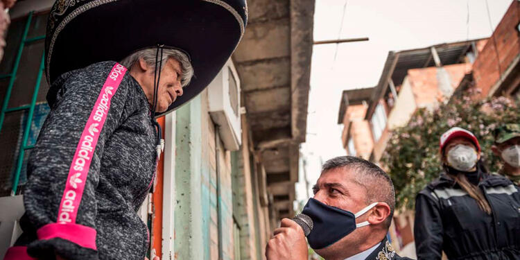 Serenata a abuela en Ciudad Bolívar