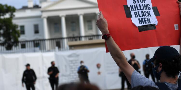Manifestaciones frente a la Casa Blanca por la muerte de George Floyd