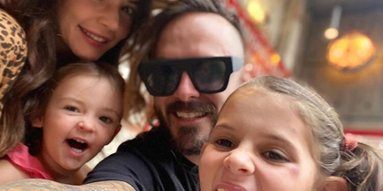 Maleja Restrepo, Tatan Mejía y sus hijas