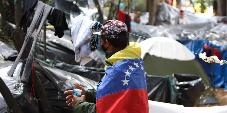 Migrantes venezolanos – crisis humanitaria en Bogotá – campamento de migrantes en Autopistas Norte