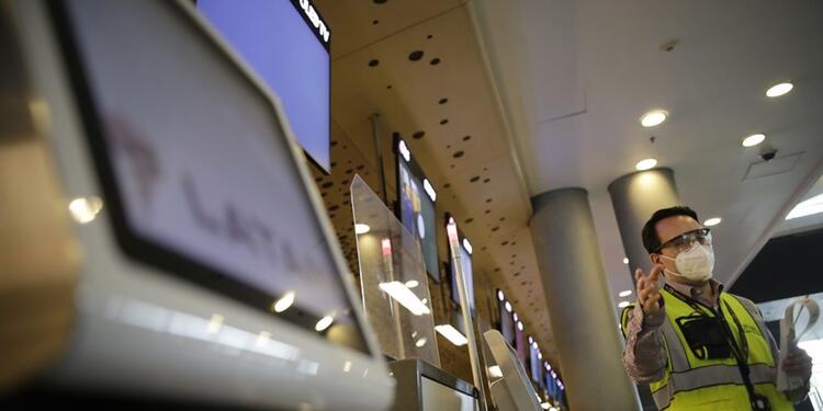 Protocolos de bioseguridad en aeropuerto El Dorado