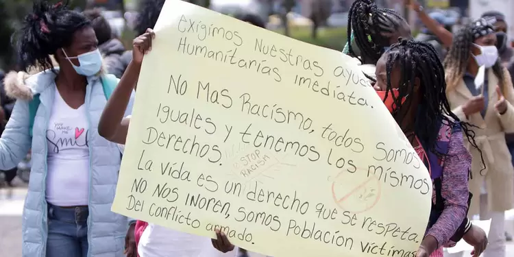 Protestas en la Fiscalía por masacres en Colombia