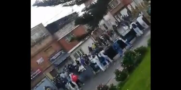 Hinchas en CAI 20 de Julio