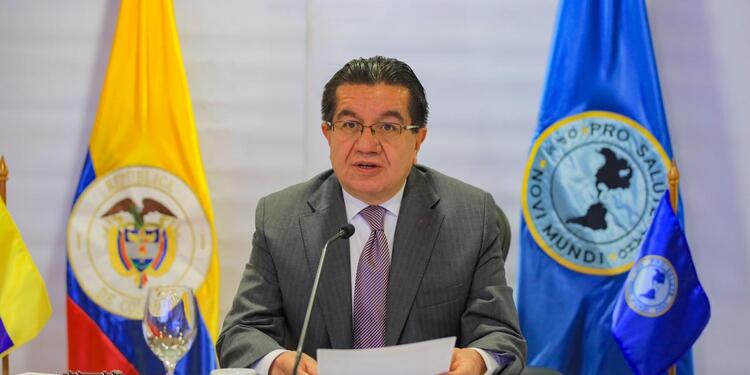 Ministro de Salud, Fernando Ruiz.