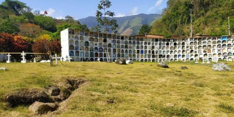 Cementerio Las Mercedes de Dabeiba, Antioquia.