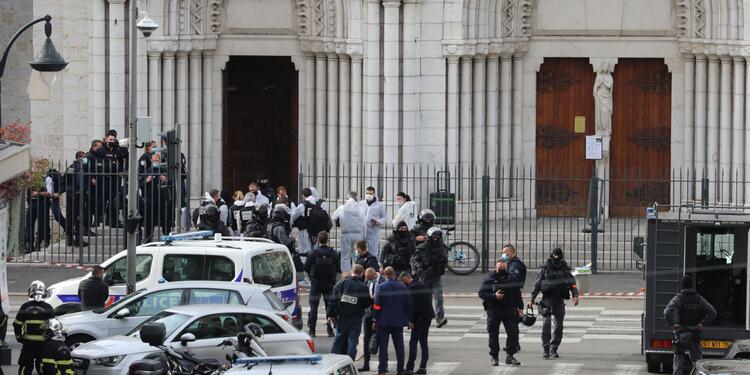 Ataque con cuchillo en Francia Ataque con cuchillo en Francia