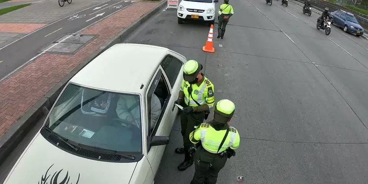 Multas a infractores - pico y placa en Bogotá - Policía de Tránsito