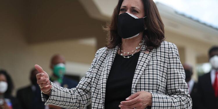 La candidata demócrata a la Vicepresidencia de EE.UU., dijo en Miami que hay que votar en estas elecciones, porque "están en juego".