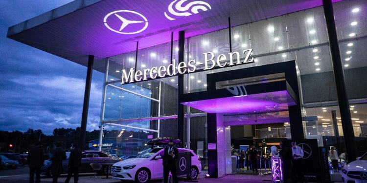 Imagen comercial Mercedes Benz Imagen comercial Mercedes Benz