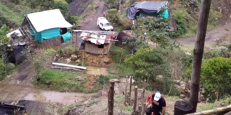 Tres mineros resultaron heridos en un derrumbe que generó la explosión de un socavón de carbón, ubicado en Puente Vélez, zona rural del municipio de Jamundí.