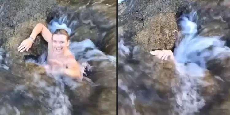 Jóven en tobogán de piedra