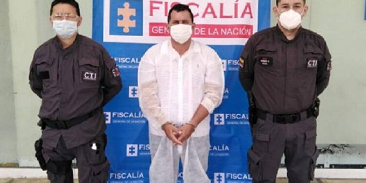 Casa por cárcel