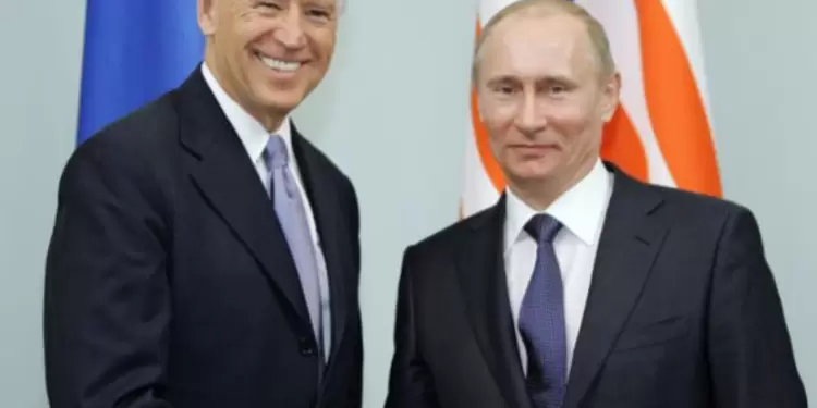 Joe Biden y Vladimir Putin en 2011