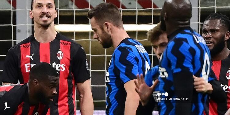 Zlatan Ibrahimovic y Romelu Lukaku - AC Milan Vs. Inter Zlatan Ibrahimovic y Romelu Lukaku - AC Milan Vs. Inter