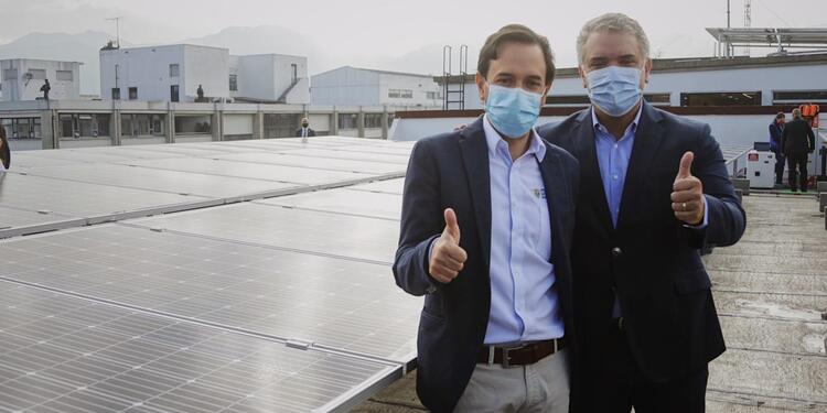 Ministerio de Minas y Energía instala paneles solares para autoabastecerse con energías limpias