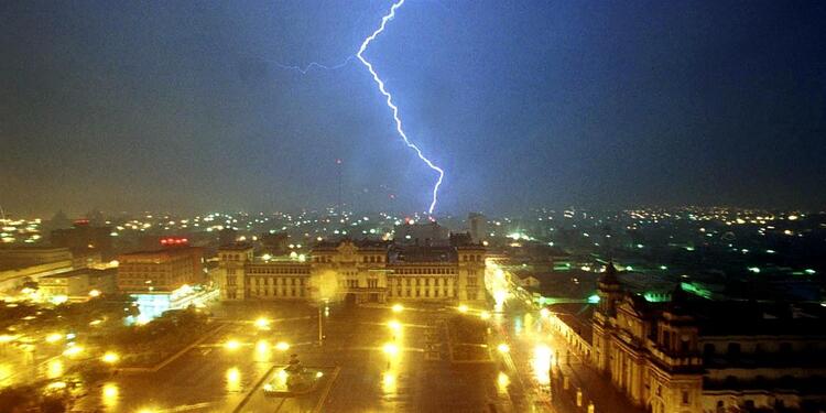 Rayo - Trueno Rayo - Trueno
