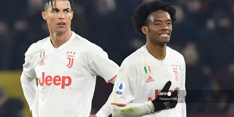 Cristiano Ronaldo y Juan Guillermo Cuadrado; Juventus