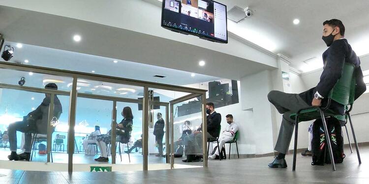 Clases presenciales: Colegios con modelo alternancia