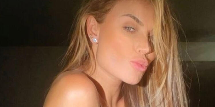 Sara Uribe