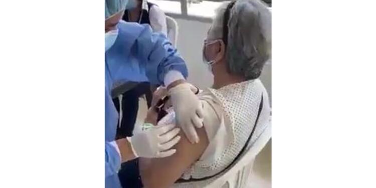 Abuela inyectada con jeringa vacía en Santander