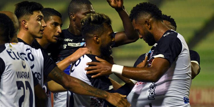 Caracas FC Vs. Junior - Copa Libertadores Caracas FC Vs. Junior - Copa Libertadores
