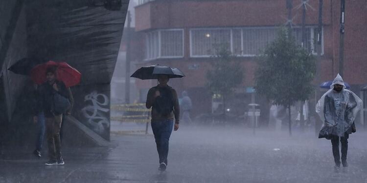 Fuertes lluvias azotan a Bogotá en marzo de 2021