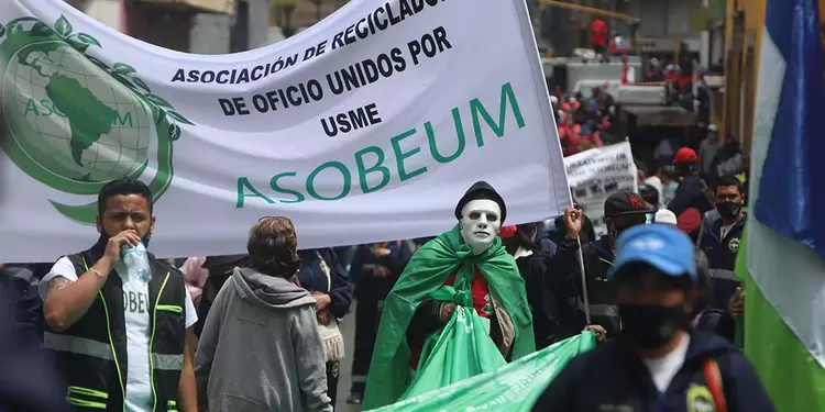 Recicladores protestan en Bogotá