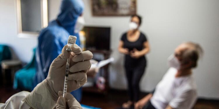 Vacuna de coronavirus para adultos mayores Vacuna de coronavirus para adultos mayores