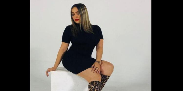 Profesora despedida por salir en bikini en redes