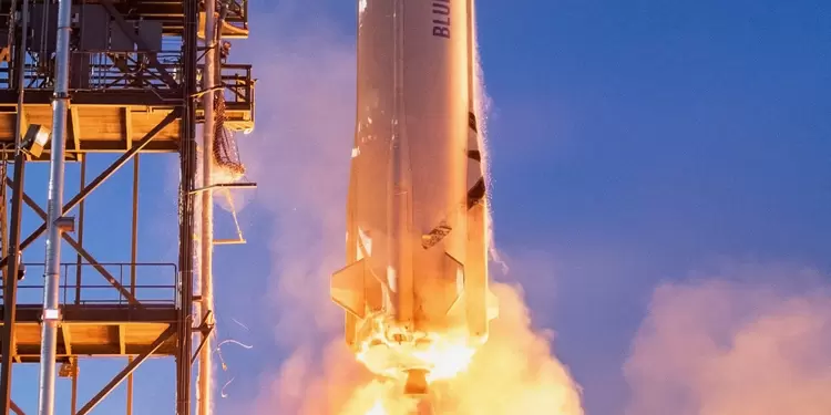 Cohete New Shepard, de Blue Origin, llevará humanos al espacio.