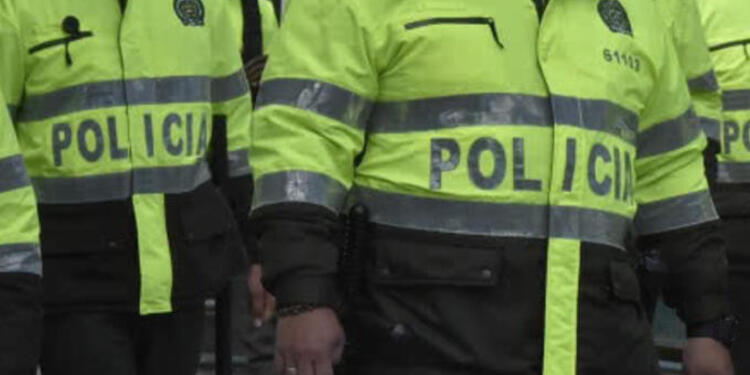 Policías Policías