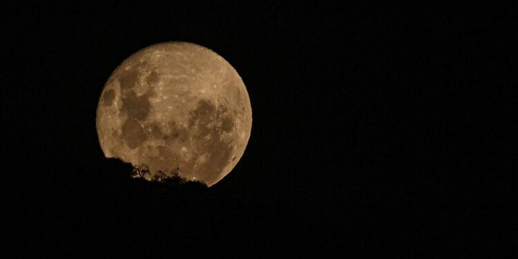 Super Luna
