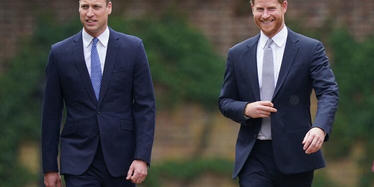 Príncipes William y Harry Príncipes William y Harry