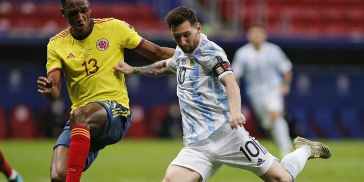 Yerry Mina y Lionel Messi - Copa América