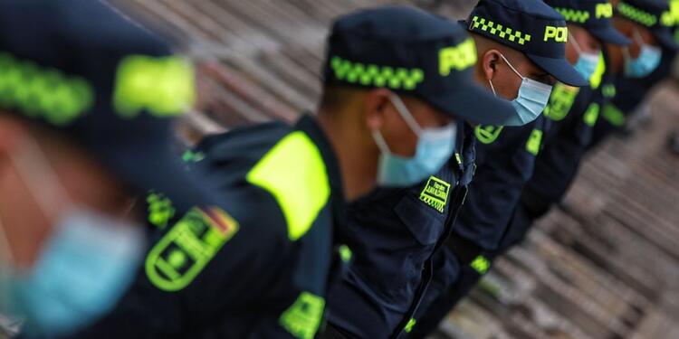 codigo de policia en colombia tenderos obligados a prestar baño