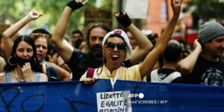 Manifestaciones en Francia contra certificado sanitario