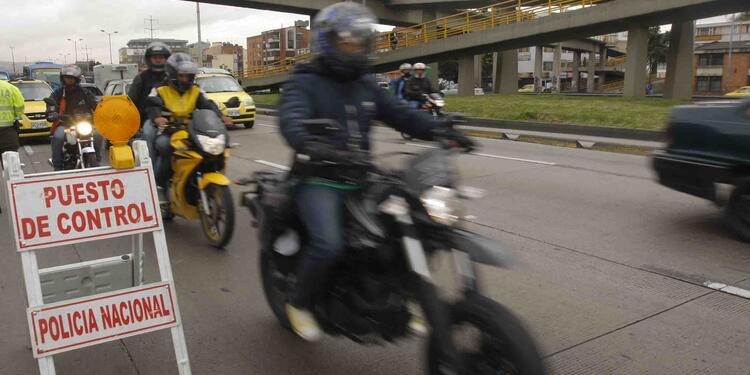 pico y placa HOY bogota 13 de septiembre pico y placa HOY bogota 13 de septiembre