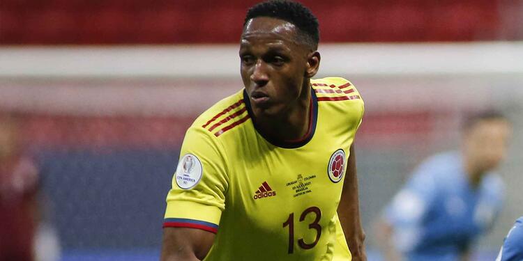 Yerry Mina, central colombiano