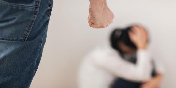 Agresión a mujer Agresión a mujer