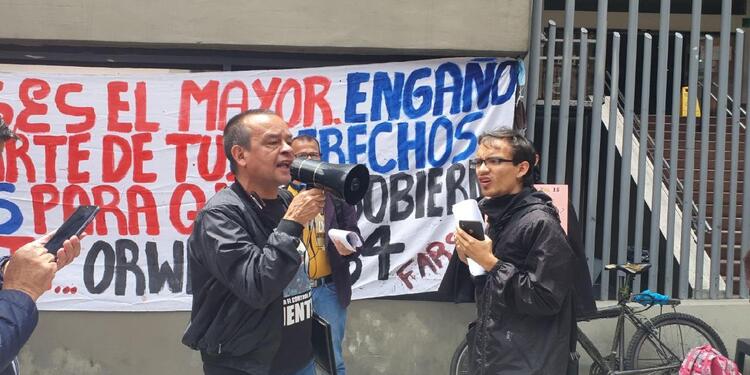 Grupo contra la vacuna de covid